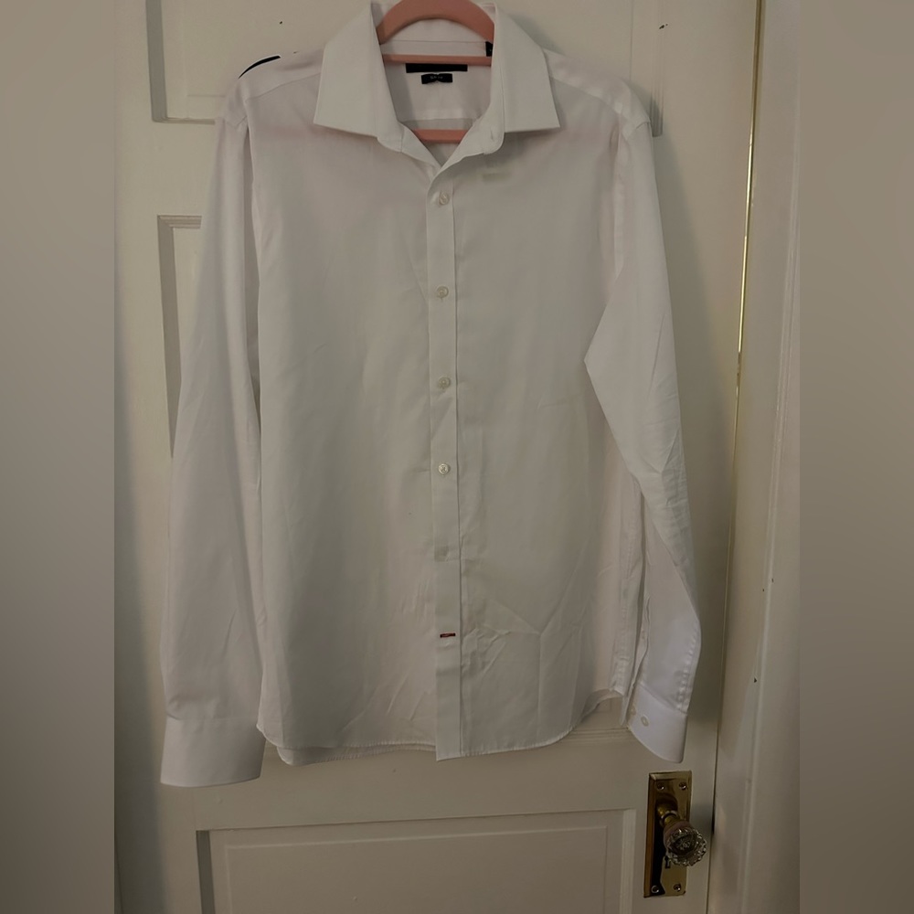 NWT Tommy Hilfiger White Dress shirt- Slim fit